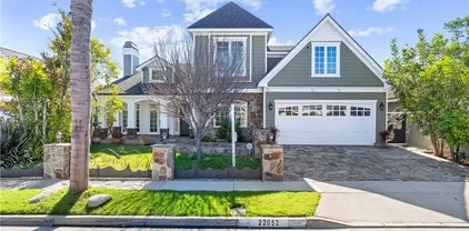 22052 Susan Ln, Huntington Beach