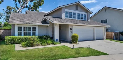 4 E Trenton, Irvine