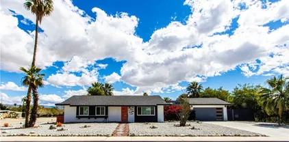 2482 N Avenida, Palm Springs