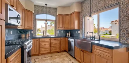 4956 Lamia Way, Oceanside