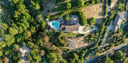 2840 Palos Verdes Dr N, Rolling Hills