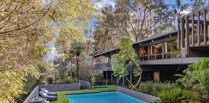 140 Belday Rd, Pasadena