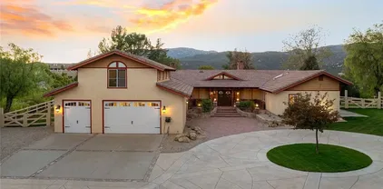 19750 Avenida Rosella, Murrieta
