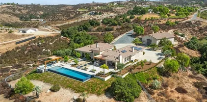 39893 Calle Breve, Temecula