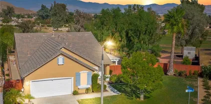 320 Tewell Dr, Hemet