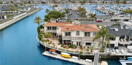 842 Harbor Island Dr, Newport Beach