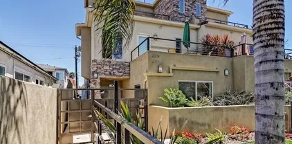 835 Felspar St, Pacific Beach/Mission Beach