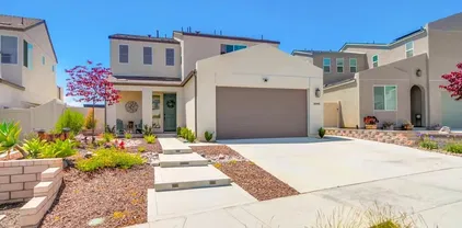 35140 Bergamot, Fallbrook