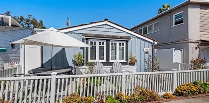 202 Onyx Ave, Newport Beach