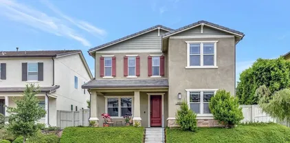 2953 Fledgling Dr, Escondido