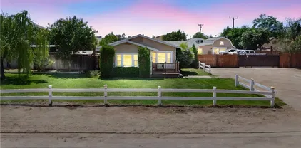 4072 Corona Ave, Norco