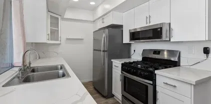 6878 Navajo Rd Unit 61, San Carlos