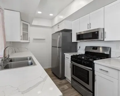 6878 Navajo Rd Unit 61, San Carlos