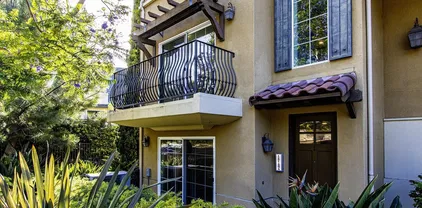 2400 Torrey Pines Rd Unit 112, La Jolla