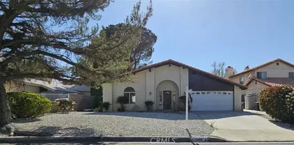 12810 Santa Anita Trl, Victorville