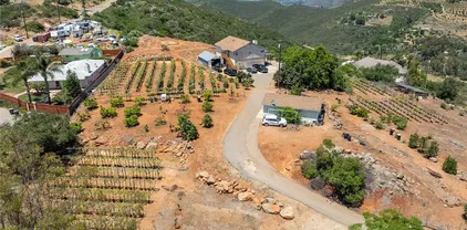 1996 Rainbow Glen Rd, Fallbrook