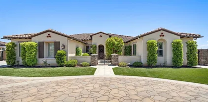 420 Agua Vista Dr, Chula Vista