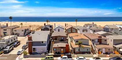 217 E Balboa Blvd, Newport Beach