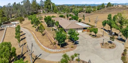 41050 Mesa Robles Cir, Temecula