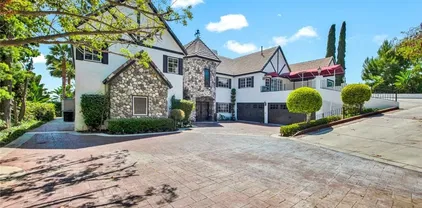 1532 Kensing Ln, North Tustin