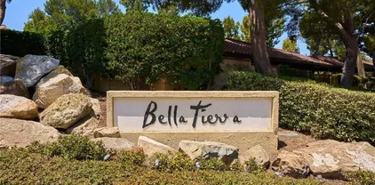 25591 Indian Hill Ln Unit E, Laguna Hills