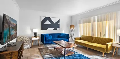 615 9th St Unit 4, Imperial Beach