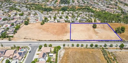 2 Jackson Ave, Murrieta