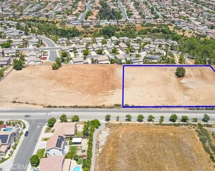 2 Jackson Ave, Murrieta
