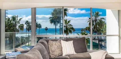 1810 Avenida Del Mundo Unit 308, Coronado