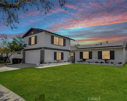 587 Traverse Dr, Costa Mesa