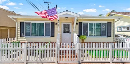 715 Olive Ave, Huntington Beach
