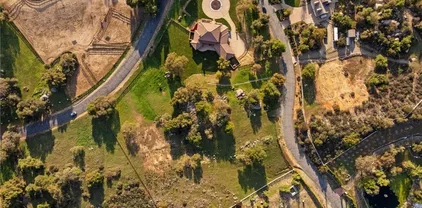 19011 Calle Juanito, Murrieta