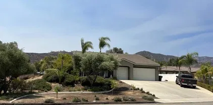 20851 Sundrops Ln, Wildomar