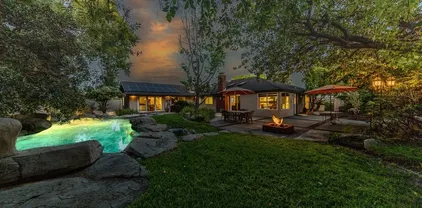 18269 Laurel View Dr, Yorba Linda