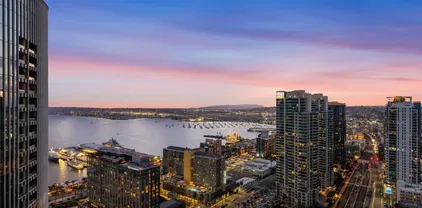 700 W E St Unit 3502, Downtown