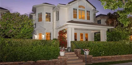 93 Old Course Dr, Newport Beach