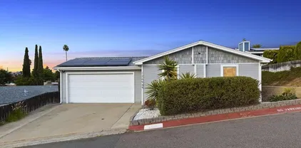 12694 Jackson Heights Dr, El Cajon