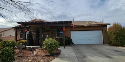 431 Cantata Ave, Hemet
