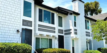 842 Bluebell Ct, Carlsbad