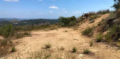 2 Daneri, Temecula