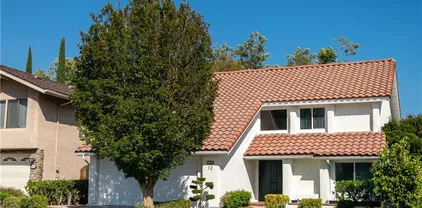 12 Ninos, Irvine