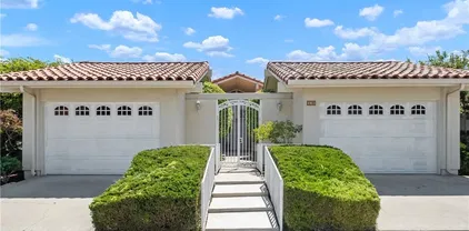 16 Gillman St, Irvine