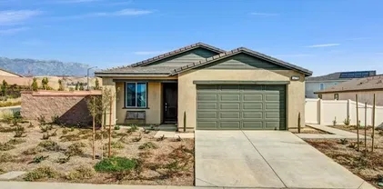 1474 Hummingbird Way, Banning