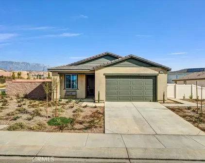 1474 Hummingbird Way, Banning
