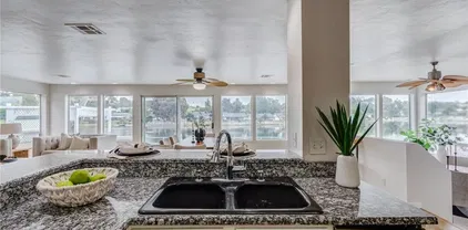 42768 Santa Suzanne Pl, Temecula