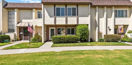 9736 Monte Carlo Cir, Huntington Beach