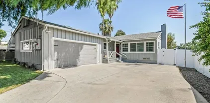 8271 Lincoln St, Lemon Grove