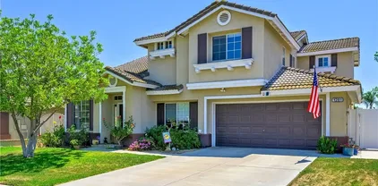 1281 Carriage Ln, Corona