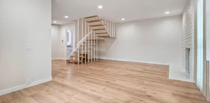 10143 Caminito Volar, Mira Mesa