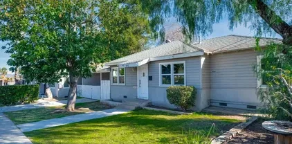 406 S Grape St, Escondido